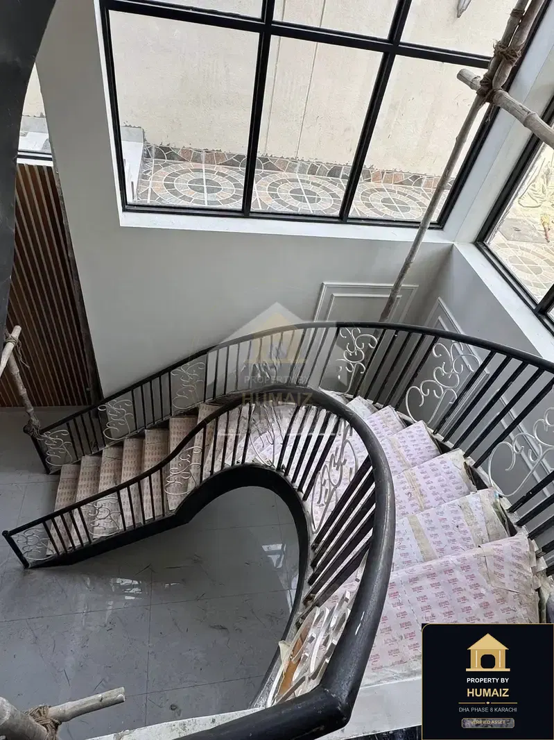 300 Sq. Yd. 5-Bedroom Luxury Villa (Basement, 5 Bath, Residence 10) in DHA Phase 8 For Sale in DHA Phase 8 Karachi — Photograph 17