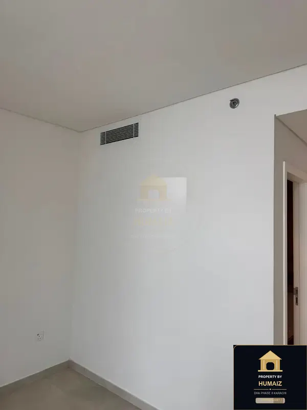 3-Bedroom Luxury Apartment (Sea Facing, 5 Bath, Suite 19) at The Views For Sale in DHA Phase 8 Karachi — Photograph 23