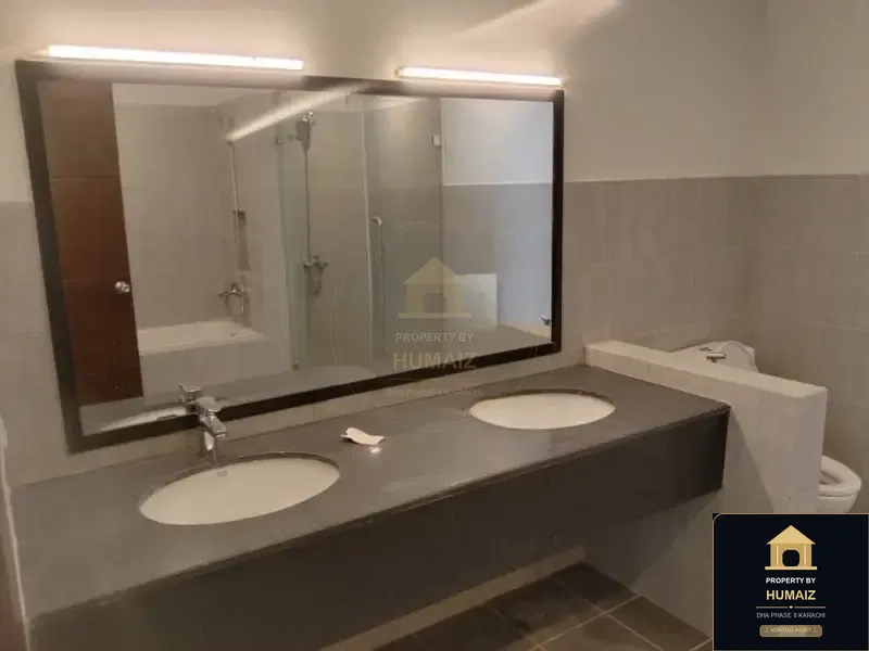 4-Bed Luxury Penthouse (Sea Facing, 5 Bath, Suite 1) at Pearl Towers For Rent in DHA Phase 8 Karachi — Photograph 42