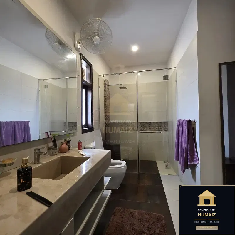 1-Bedroom Luxury Apartment (2 Bath, Suite 34) at HMR Waterfront For Sale in DHA Phase 8 Karachi — Photograph 8