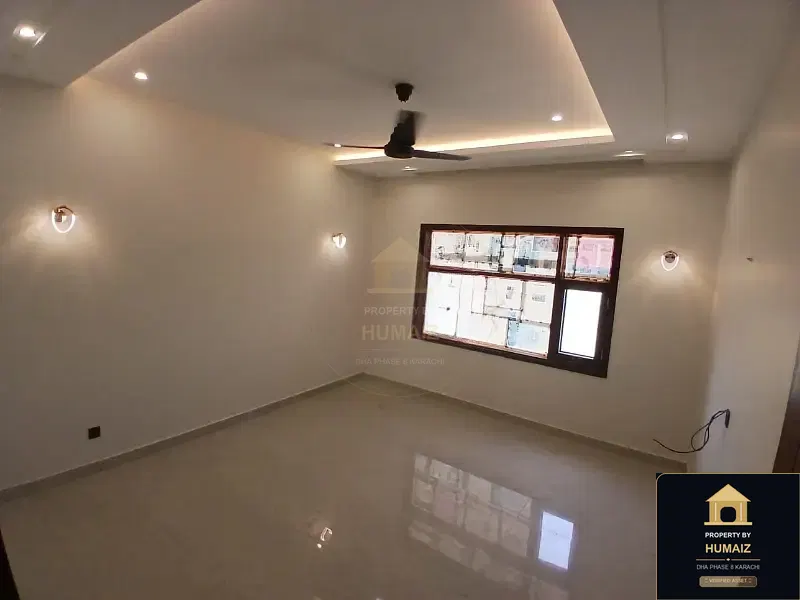500 Sq. Yd. 6-Bedroom Luxury Villa (Basement, 6 Bath, Residence 21) in DHA Phase 8 For Sale in DHA Phase 8 Karachi — Photograph 9