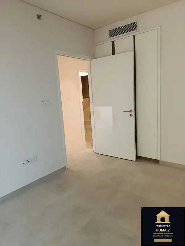 3-Bedroom Luxury Apartment (4 Bath, Suite 40) at The Views For Rent in DHA Phase 8 Karachi — Photograph 17