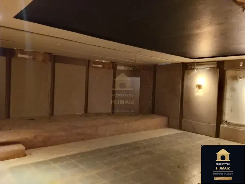 1,000 Sq. Yd. 6-Bedroom Luxury Villa (Private Pool, 6 Bath, Residence 1) in Khayaban-e-Tariq For Sale in DHA Phase 8 Karachi — Photograph 15