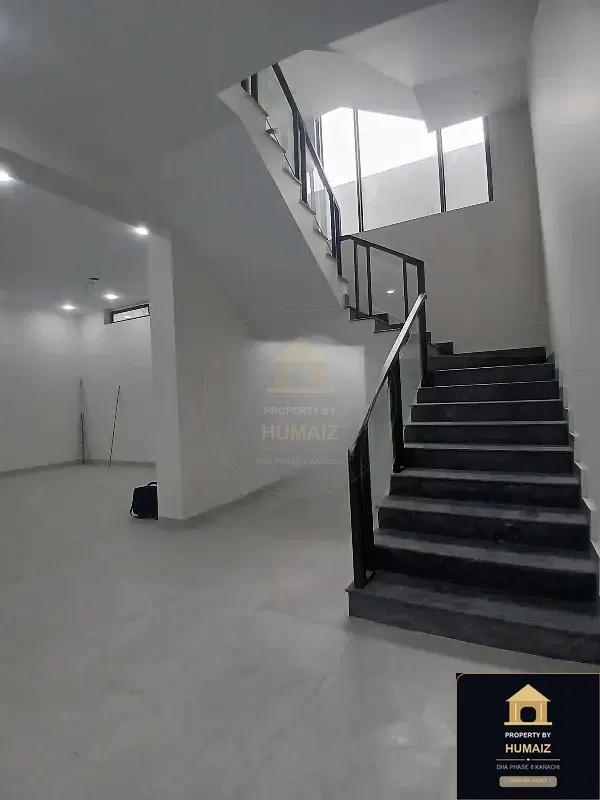 300 Sq. Yd. 4-Bedroom Luxury Villa (Basement, 5 Bath, Residence 2) in DHA Phase 8 For Sale in DHA Phase 8 Karachi — Photograph 6