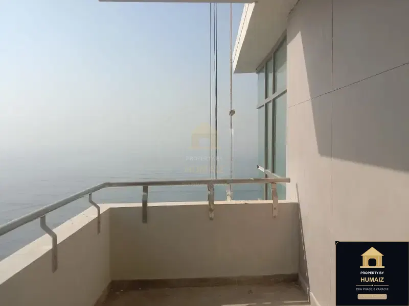3-Bedroom Luxury Apartment (Sea Facing, 5 Bath, Suite 25) at Pearl Towers For Sale in DHA Phase 8 Karachi — Photograph 27