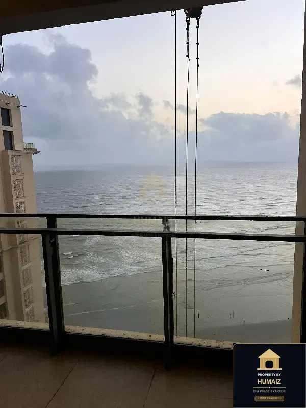 3-Bedroom Luxury Apartment (Sea Facing, 5 Bath, Suite 4) at Coral Towers For Rent in DHA Phase 8 Karachi — Photograph 19