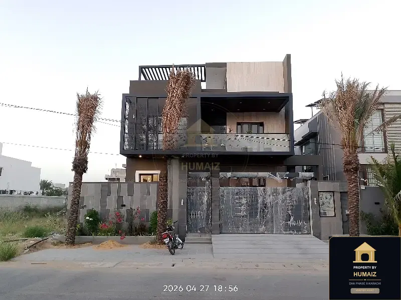 500 Sq. Yd. 6-Bedroom Luxury Villa (Private Pool, 6 Bath, Residence 18) in DHA Phase 8 For Sale in DHA Phase 8 Karachi — Photograph 2