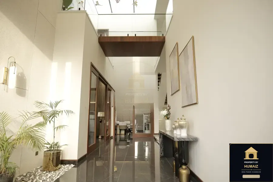 1,000 Sq. Yd. 7-Bedroom Luxury Villa in Khayaban-e-Bahria For Sale in DHA Phase 8 Karachi — Photograph 11