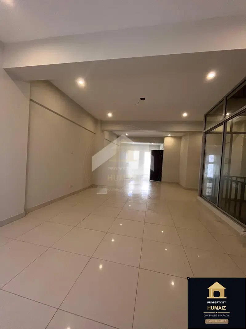 109 Sq. Yd. Corporate Office Space (Unit 2) on Al-Murtaza Commercial For Sale in DHA Phase 8 Karachi — Photograph 3