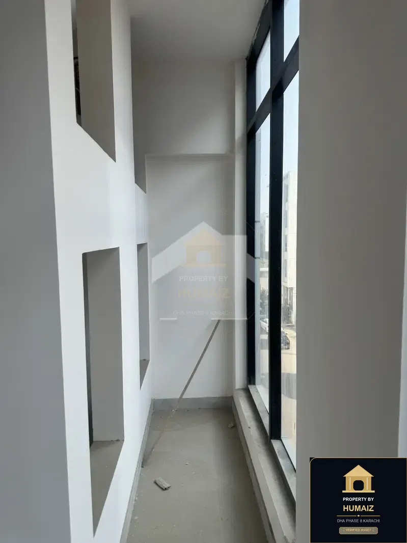 117 Sq. Yd. Corporate Office Space (Brand New, Unit 1) on Al-Murtaza Commercial For Sale in DHA Phase 8 Karachi — Photograph 4