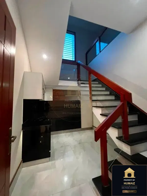 500 Sq. Yd. 5-Bedroom Luxury Villa (Basement, 6 Bath, Residence 3) on Qasim Street For Sale in DHA Phase 8 Karachi — Photograph 4