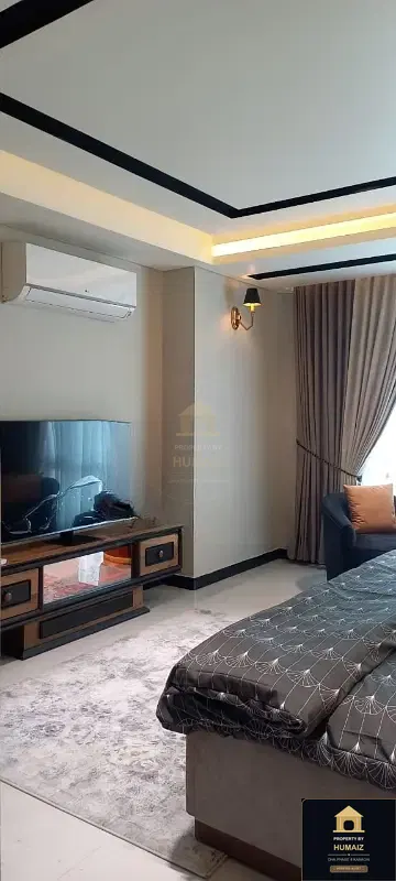4-Bedroom Luxury Apartment (Sea Facing, 5 Bath, Suite 3) at The Views For Rent in DHA Phase 8 Karachi — Photograph 9