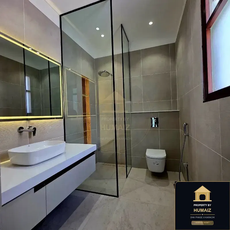 666 Sq. Yd. 5-Bedroom Luxury Villa (6 Bath, Residence 6) in DHA Phase 8 For Sale in DHA Phase 8 Karachi — Photograph 20