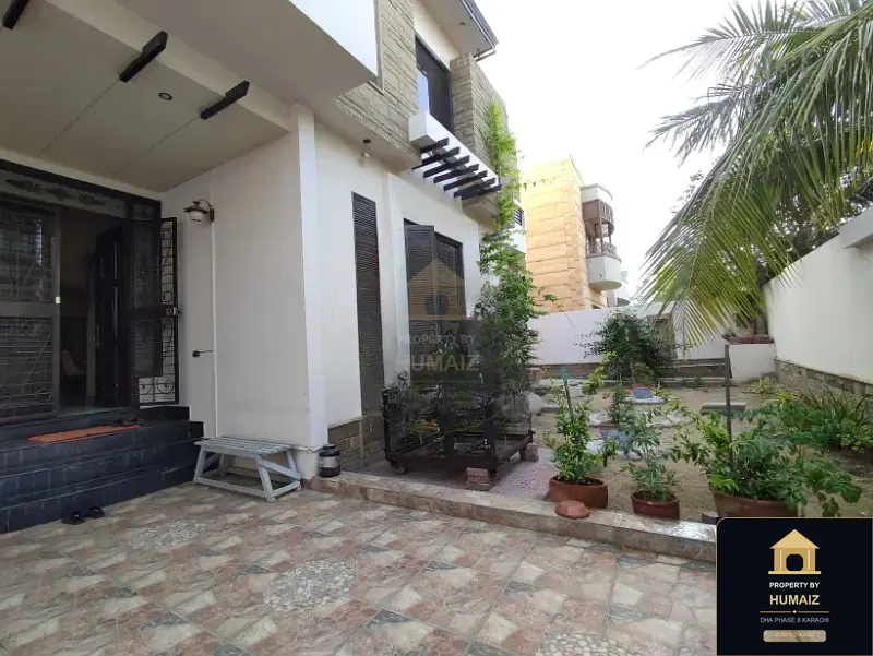 500 Sq. Yd. 6-Bedroom Luxury Villa (Basement, 7 Bath, Residence 12) in DHA Phase 8 For Rent in DHA Phase 8 Karachi — Photograph 4