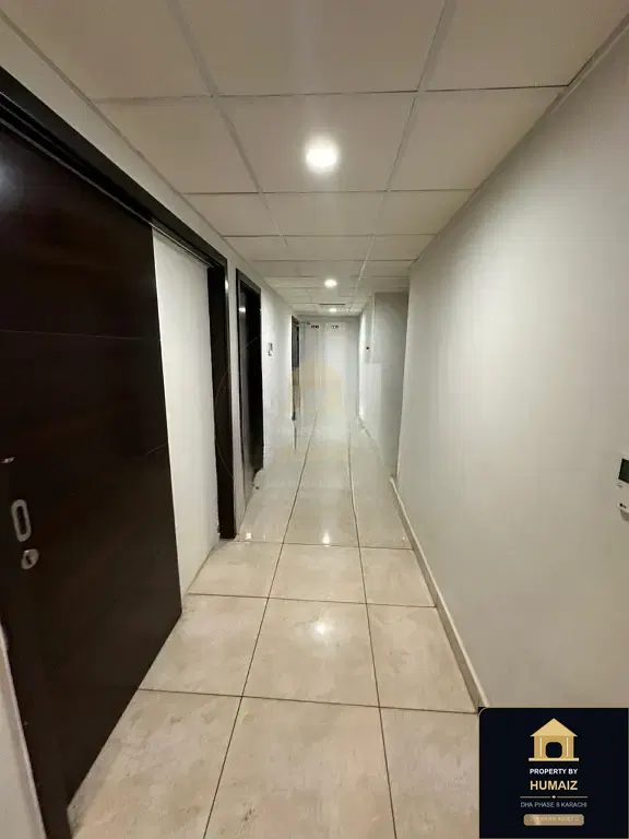 3-Bedroom Luxury Apartment (Sea Facing, 4 Bath, Suite 5) at Pearl Towers For Sale in DHA Phase 8 Karachi — Photograph 6