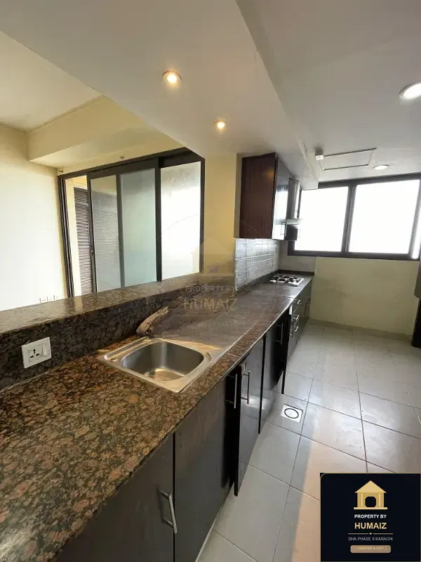 3-Bedroom Luxury Apartment (Sea Facing, 5 Bath, Suite 12) at Coral Towers For Sale in DHA Phase 8 Karachi — Photograph 18
