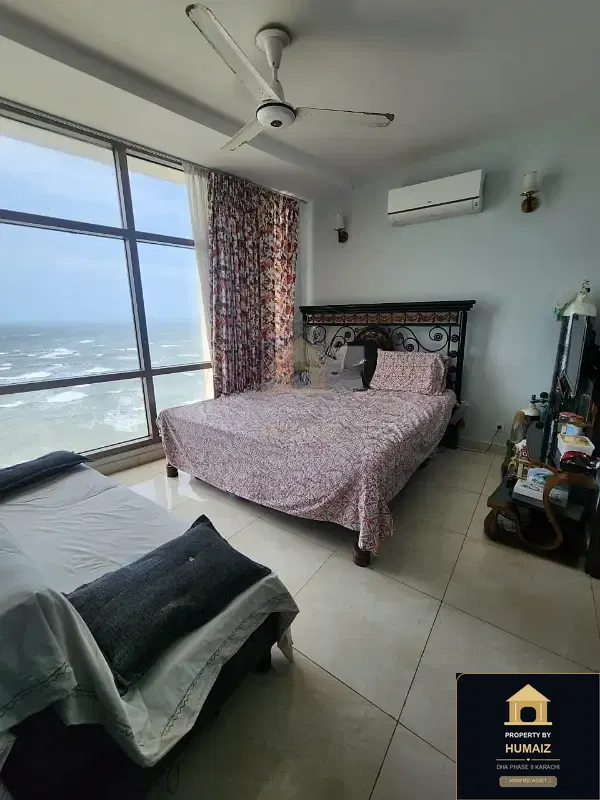 4-Bedroom Luxury Apartment (Sea Facing, Suite 10) at Pearl Towers For Sale in DHA Phase 8 Karachi — Photograph 17