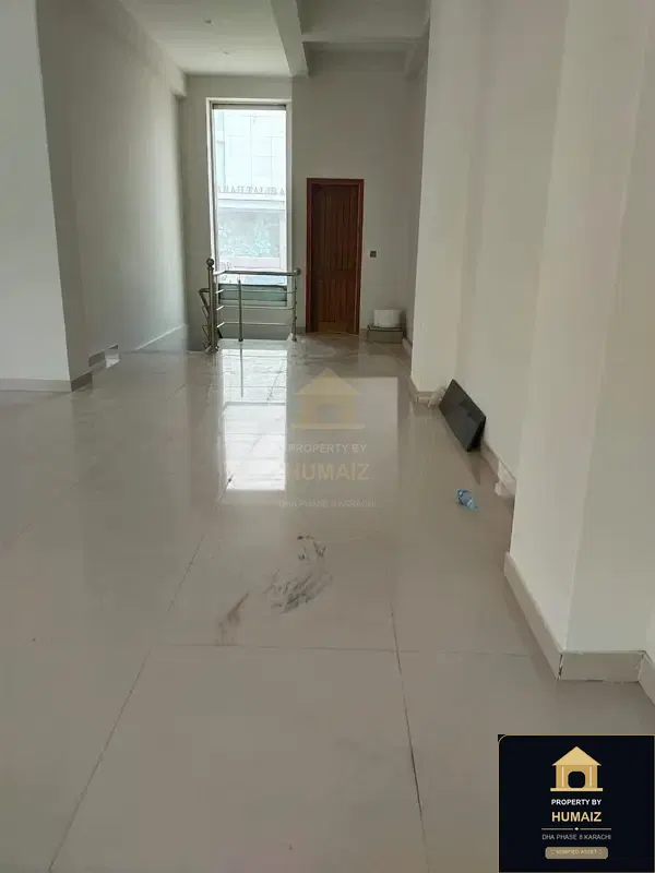 200 Sq. Yd. Commercial Building (Basement, Unit 1) on Al-Murtaza Commercial For Rent in DHA Phase 8 Karachi — Photograph 4