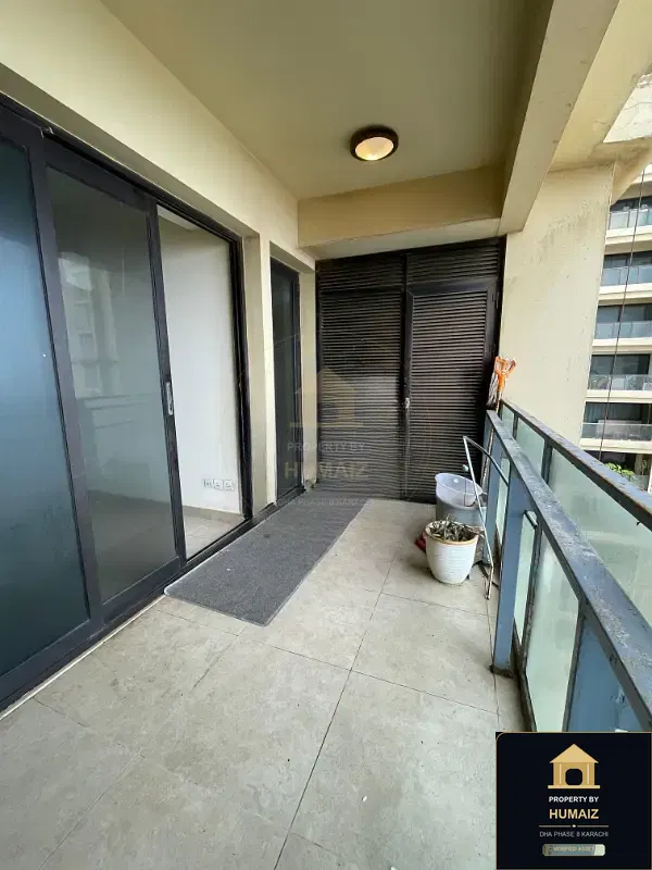 3-Bedroom Luxury Apartment (Sea Facing, 5 Bath, Suite 12) at Coral Towers For Sale in DHA Phase 8 Karachi — Photograph 25