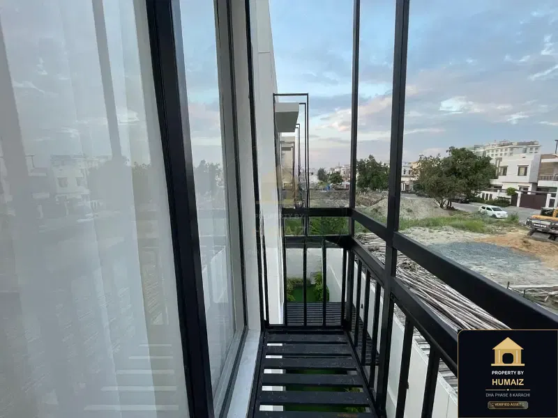 1,000 Sq. Yd. 11-Bedroom Luxury Villa (West Open, 7 Bath, Residence 1) in DHA Phase 8 For Sale in DHA Phase 8 Karachi — Photograph 36