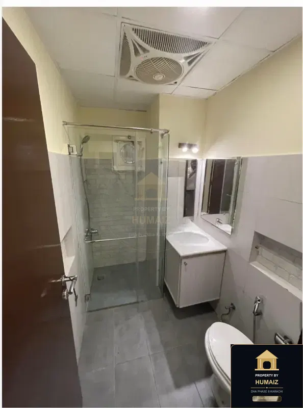 4-Bedroom Luxury Apartment (Corner, 5 Bath, Suite 21) at Creek Vistas For Rent in DHA Phase 8 Karachi — Photograph 9