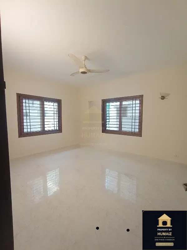 3-Bedroom Upper/Lower Portion (4 Bath, Unit 12) in DHA Phase 8 For Rent in DHA Phase 8 Karachi — Photograph 2