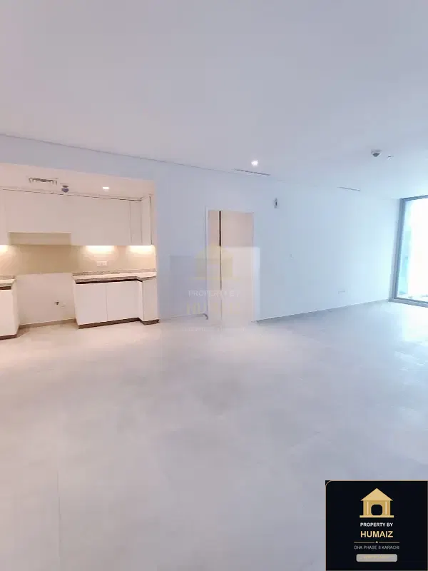 2-Bedroom Luxury Apartment (Boulevard Facing, 3 Bath, Suite 81) at The Views For Sale in DHA Phase 8 Karachi — Photograph 3