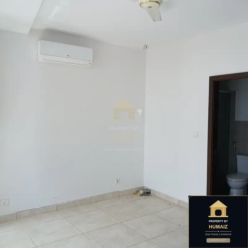 4-Bedroom Luxury Apartment (Sea Facing, 5 Bath, Suite 8) at Pearl Towers For Sale in DHA Phase 8 Karachi — Photograph 9