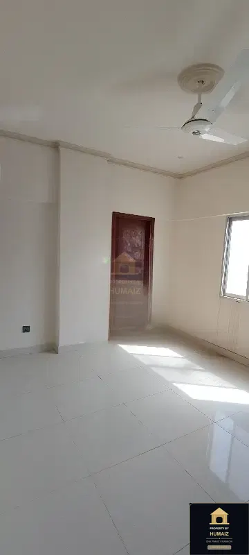 3-Bedroom Luxury Apartment (3 Bath, Suite 11) on Al-Murtaza Commercial For Sale in DHA Phase 8 Karachi — Photograph 9