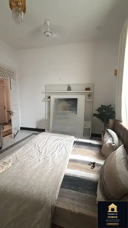 5-Bedroom Upper/Lower Portion (6 Bath, Unit 1) in DHA Phase 8 For Rent in DHA Phase 8 Karachi — Photograph 8