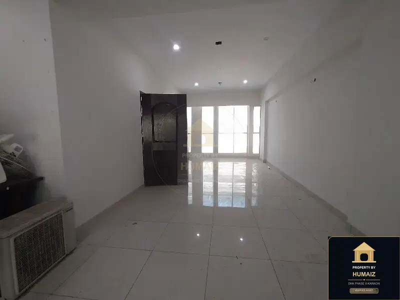 111 Sq. Yd. Corporate Office Space (Unit 14) on Al-Murtaza Commercial For Rent in DHA Phase 8 Karachi — Photograph 4
