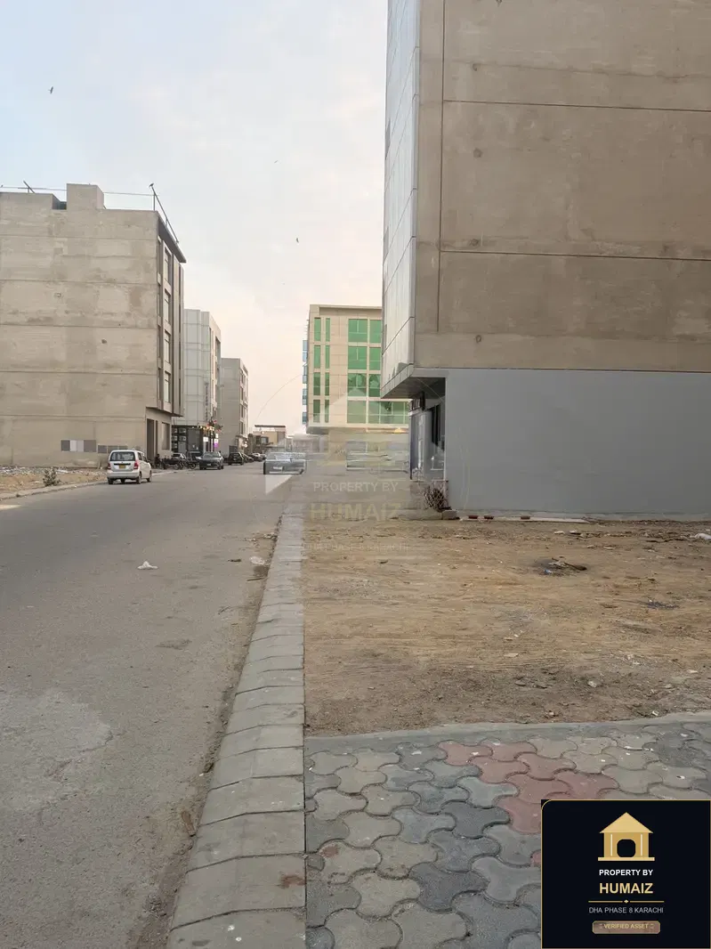 200 Sq. Yd. Commercial Building (Corner, Unit 16) on Al-Murtaza Commercial For Rent in DHA Phase 8 Karachi — Photograph 2