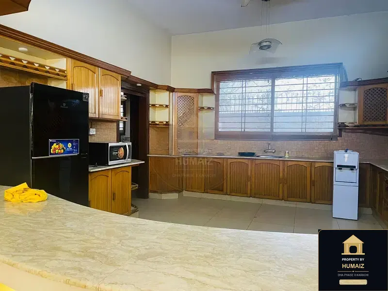 1,000 Sq. Yd. 6-Bedroom Luxury Villa (7 Bath, Residence 23) in DHA Phase 8 For Rent in DHA Phase 8 Karachi — Photograph 8