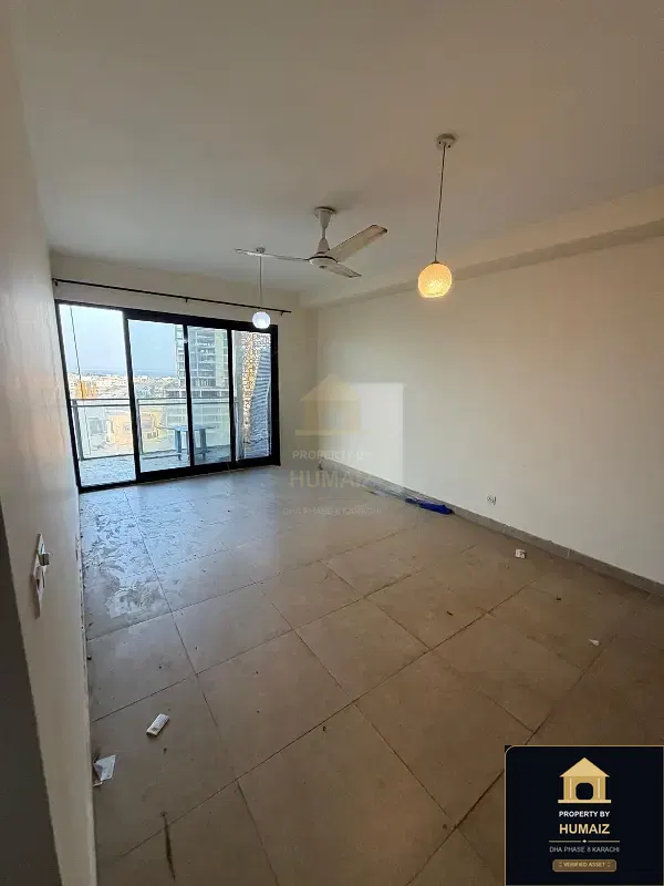 3-Bedroom Luxury Apartment (Sea Facing, 5 Bath, Suite 5) at Coral Towers For Sale in DHA Phase 8 Karachi — Photograph 11