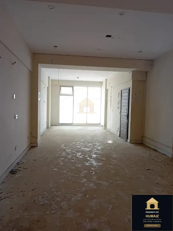 100 Sq. Yd. Corporate Office Space (Boulevard Facing, 1 Bath, Unit 4) in DHA Phase 8 For Rent in DHA Phase 8 Karachi — Photograph 4