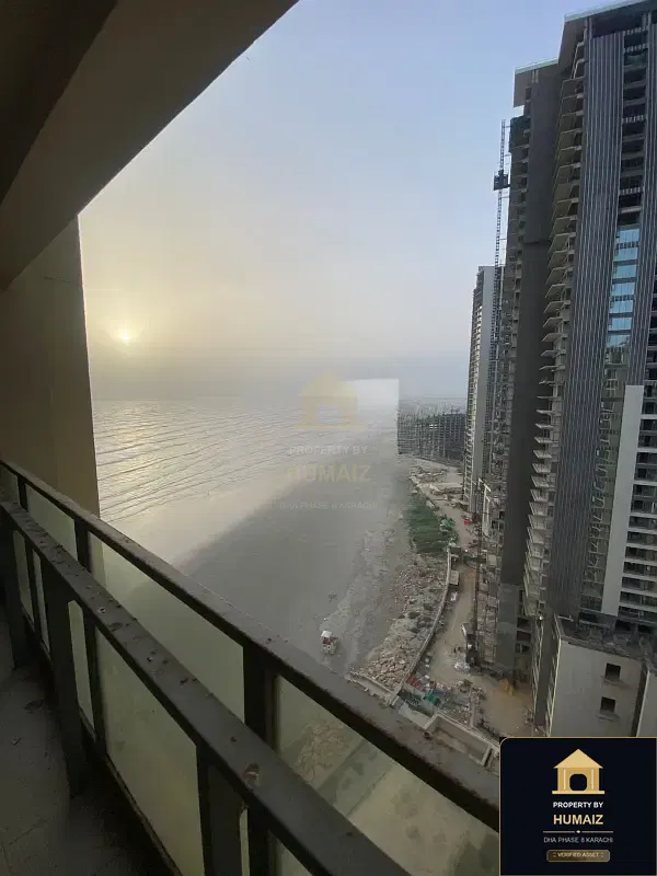 2-Bedroom Luxury Apartment (Sea Facing, 4 Bath, Suite 6) at Coral Towers For Sale in DHA Phase 8 Karachi — Photograph 8
