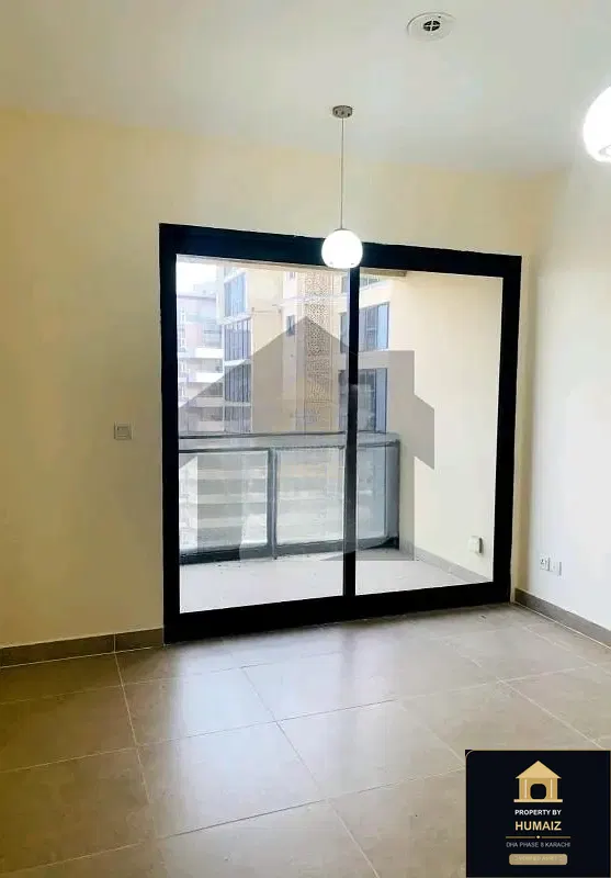 4-Bedroom Luxury Apartment (Sea Facing, 6 Bath, Suite 12) at Coral Towers For Rent in DHA Phase 8 Karachi — Photograph 10