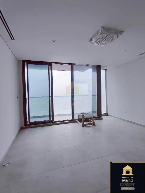 3-Bedroom Luxury Apartment (Sea Facing, 5 Bath, Suite 19) at The Views For Sale in DHA Phase 8 Karachi — Photograph 15