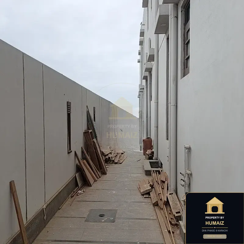 1,000 Sq. Yd. 7-Bedroom Luxury Villa (Private Pool, 6 Bath, Residence 17) in DHA Phase 8 For Sale in DHA Phase 8 Karachi — Photograph 16