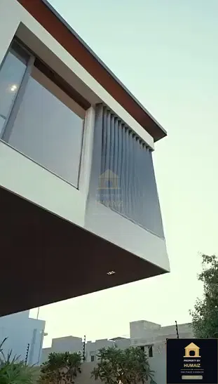 500 Sq. Yd. 5-Bedroom Luxury Villa (Private Pool, 5 Bath, Residence 38) in DHA Phase 8 For Sale in DHA Phase 8 Karachi — Photograph 3