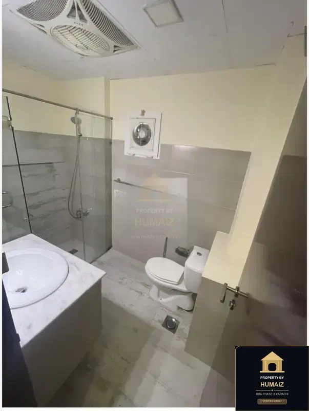 4-Bedroom Luxury Apartment (Corner, 5 Bath, Suite 21) at Creek Vistas For Rent in DHA Phase 8 Karachi — Photograph 10