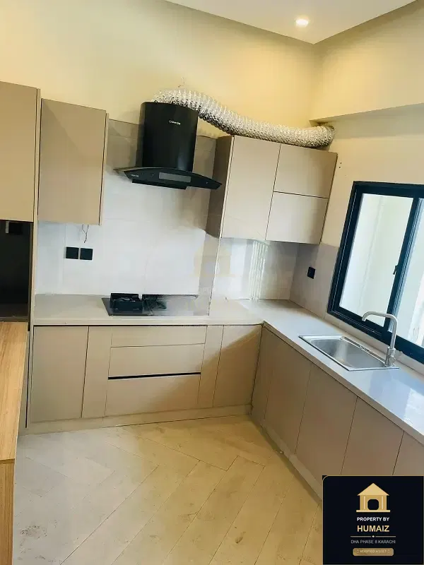 3-Bedroom Luxury Apartment (Corner, 3 Bath, Suite 25) on Al-Murtaza Commercial For Rent in DHA Phase 8 Karachi — Photograph 3