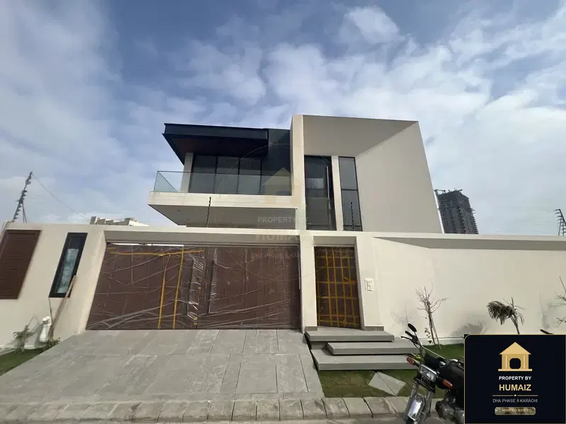 500 Sq. Yd. 5-Bedroom Luxury Villa (Private Pool, 5 Bath, Residence 40) in DHA Phase 8 For Sale in DHA Phase 8 Karachi — Photograph 14