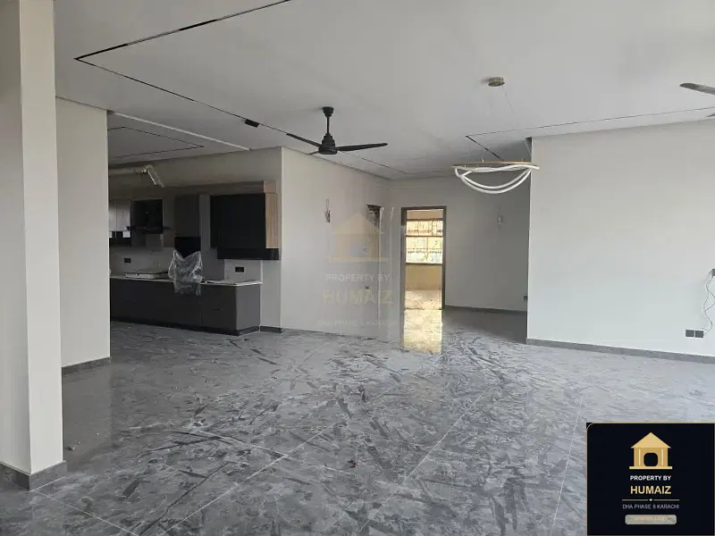 500 Sq. Yd. 6-Bedroom Luxury Villa (Basement, 7 Bath, Residence 44) in DHA Phase 8 For Sale in DHA Phase 8 Karachi — Photograph 5