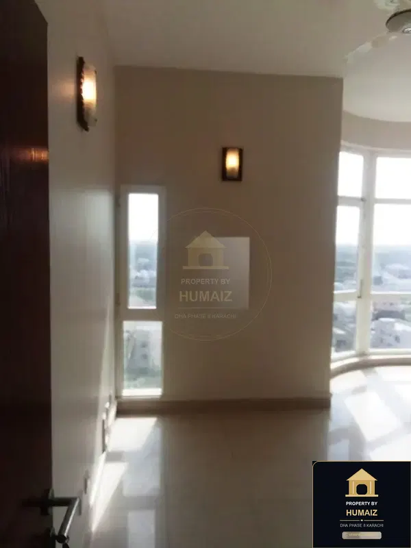 4-Bedroom Luxury Apartment (6 Bath, Suite 39) at Creek Vistas For Rent in DHA Phase 8 Karachi — Photograph 7