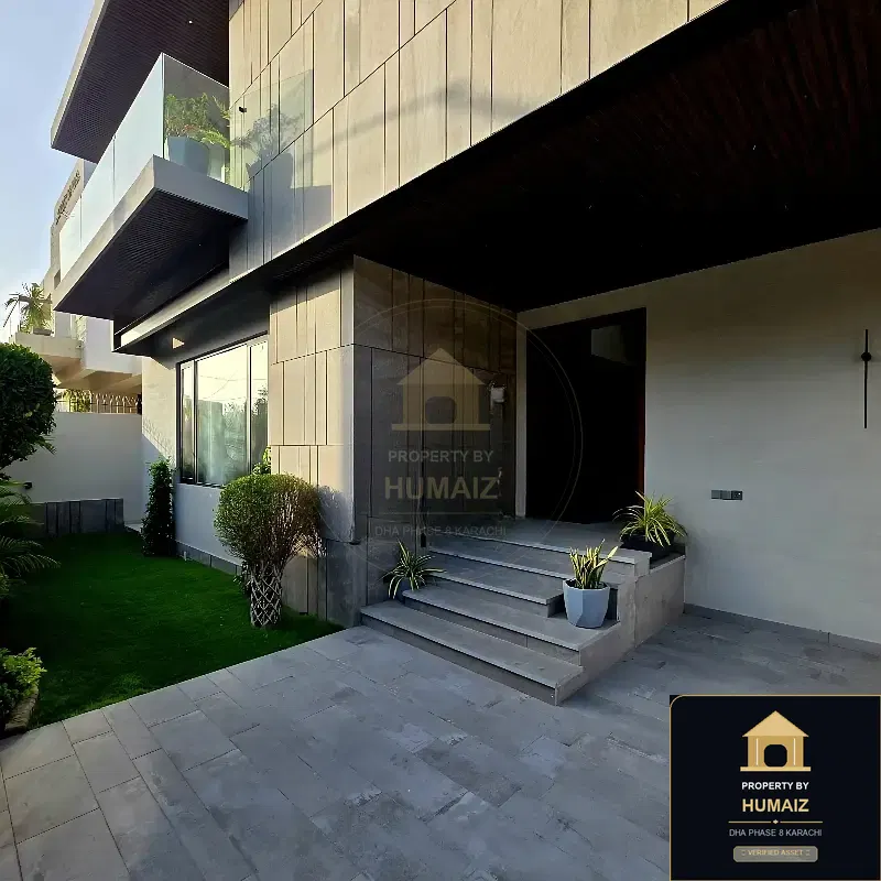 500 Sq. Yd. 6-Bedroom Luxury Villa (Basement, 6 Bath, Residence 4) on Zulfiqar Commercial For Sale in DHA Phase 8 Karachi — Photograph 2