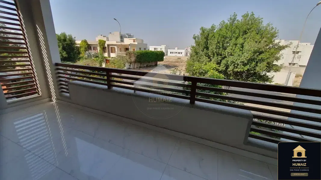 500 Sq. Yd. 6-Bedroom Luxury Villa (6 Bath, Residence 11) on Zulfiqar Commercial For Sale in DHA Phase 8 Karachi — Photograph 2
