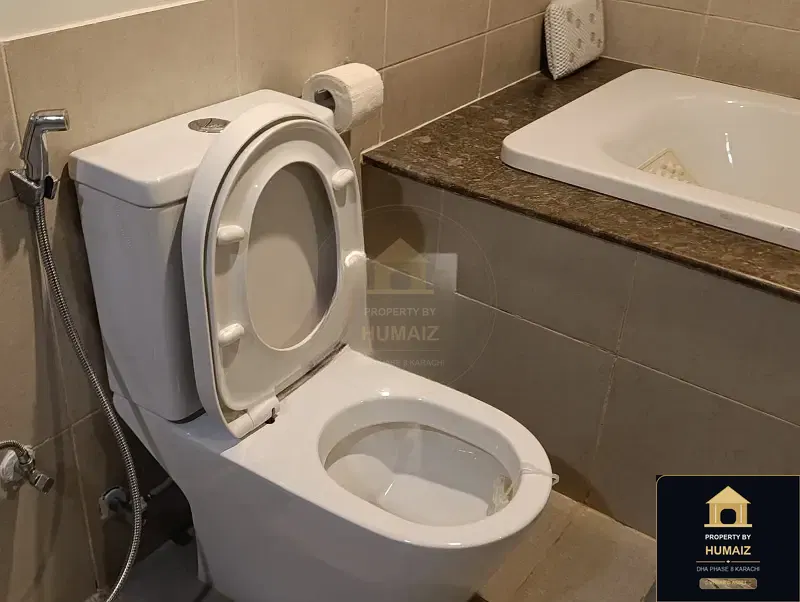 2-Bedroom Luxury Apartment (Sea Facing, 2 Bath, Suite 42) at Coral Towers For Sale in DHA Phase 8 Karachi — Photograph 18