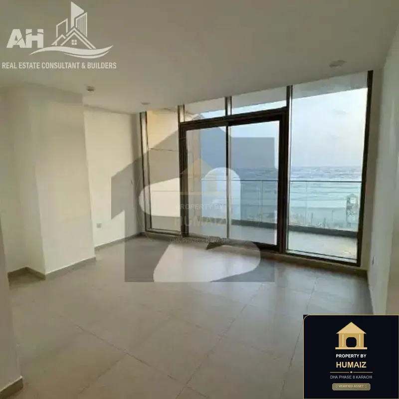 3-Bedroom Luxury Apartment (Sea Facing, 5 Bath, Suite 41) at The Views For Rent in DHA Phase 8 Karachi — Photograph 2
