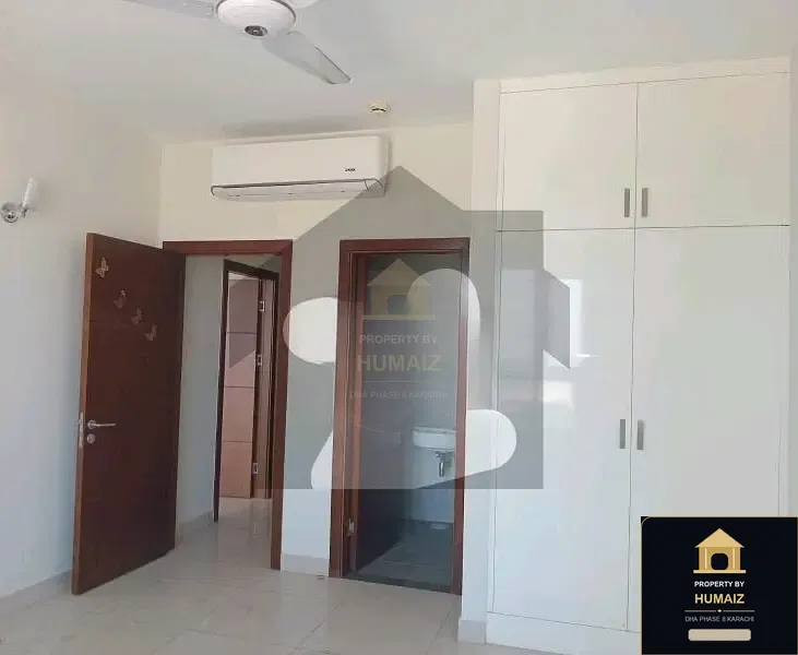 3-Bedroom Luxury Apartment (Sea Facing, 5 Bath, Suite 18) at Reef Towers For Rent in DHA Phase 8 Karachi — Photograph 6